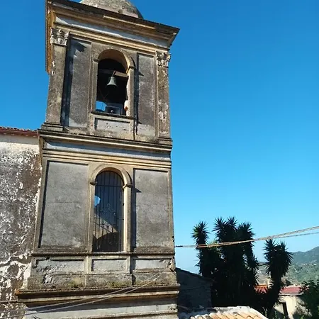 Nel Centro Storico Di 公寓 Caulonia